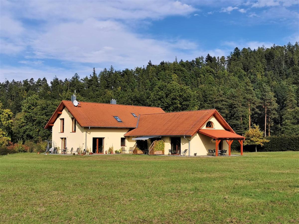 Penzion Hastrman Doudleby Exterior foto
